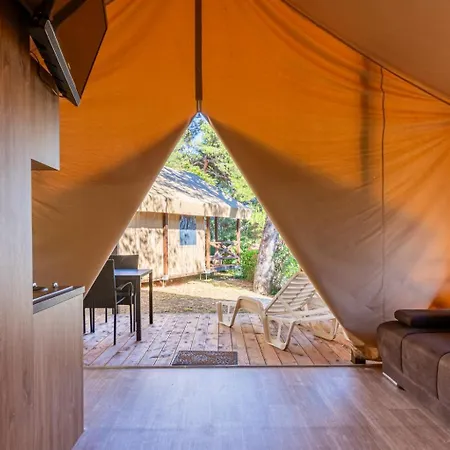 Mobile Homes And Glamping Tents Delta Marine At Poljana Mali Losinj