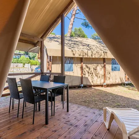 Mobile Homes And Glamping Tents Delta Marine At Poljana